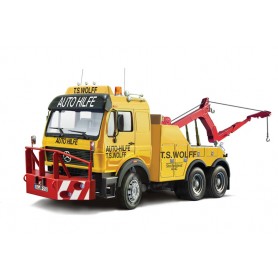 ITALERI MERCEDES-BENZ WRECKER TRUCK